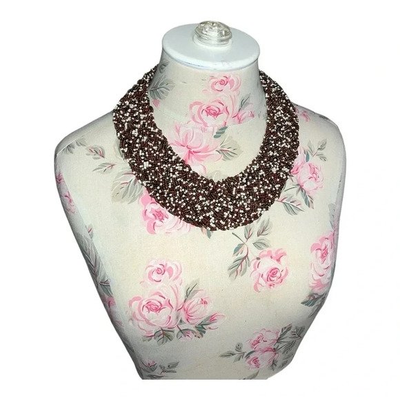 Vintage Beaded Collar Necklace in 🌍 tones - Picture 3 of 7
